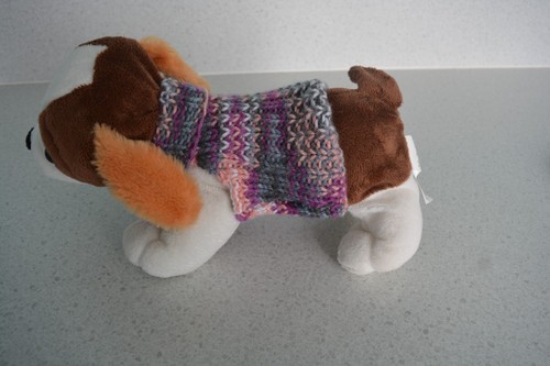 Xxs hand knitted dog coat - 4",